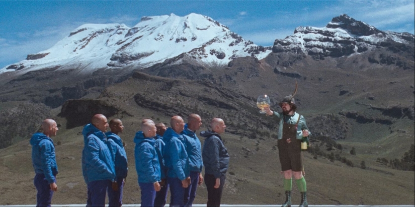 The 10 Best Directors Who Defined Surrealism in Movies