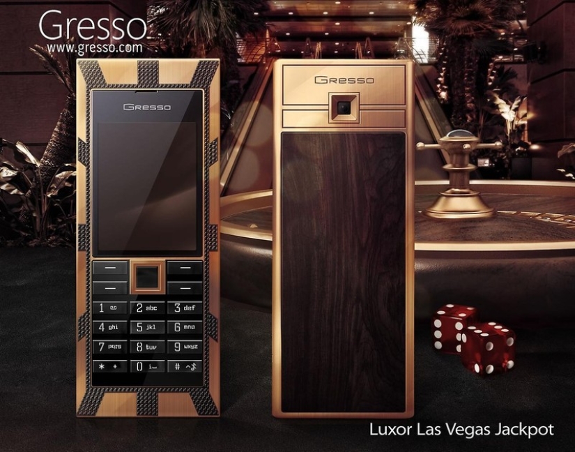 The 10 most expensive phones that only a very wealthy person can afford The 10 most expensive phones that only a very wealthy person can afford