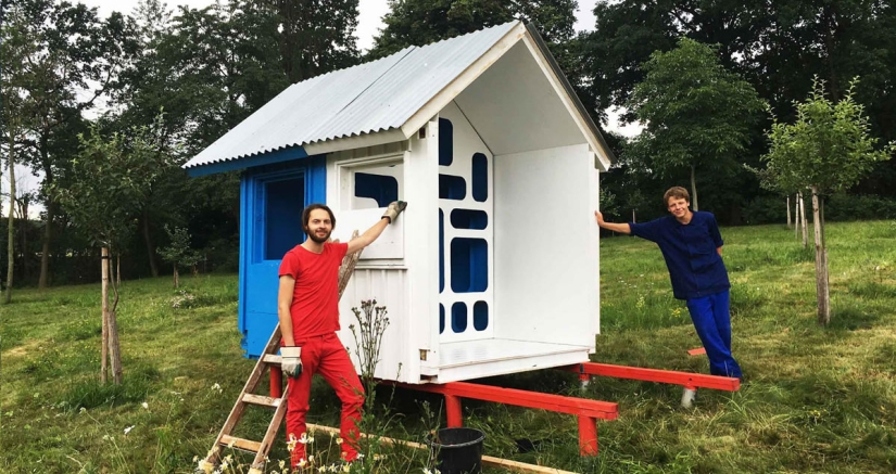 The architect told how to build a house for $ 1,200 and three hours
