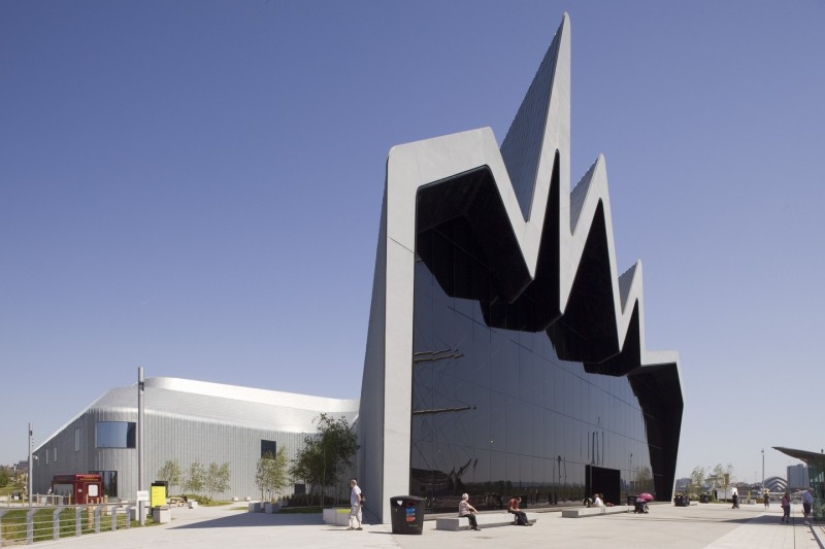 The Architectural World of Zaha Hadid