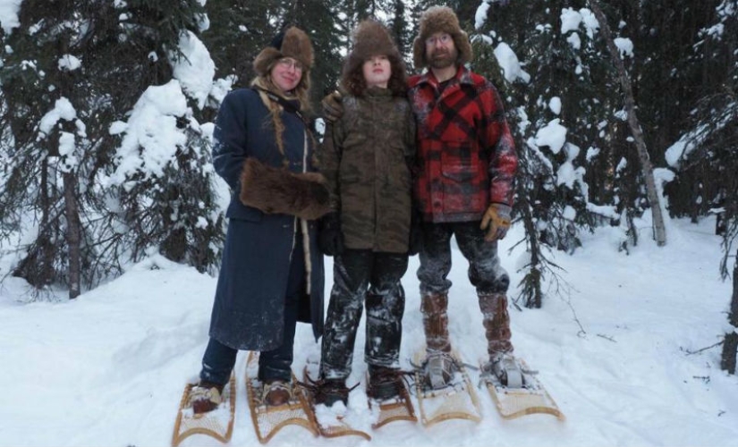 The Atchley family has been living for 18 years as hermits away from civilization