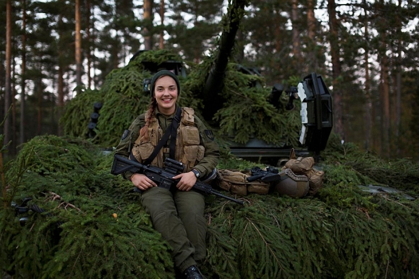 The beautiful half of the Norwegian army