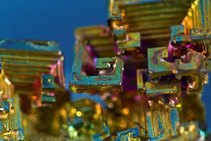 The beauty of bismuth The beauty of bismuth