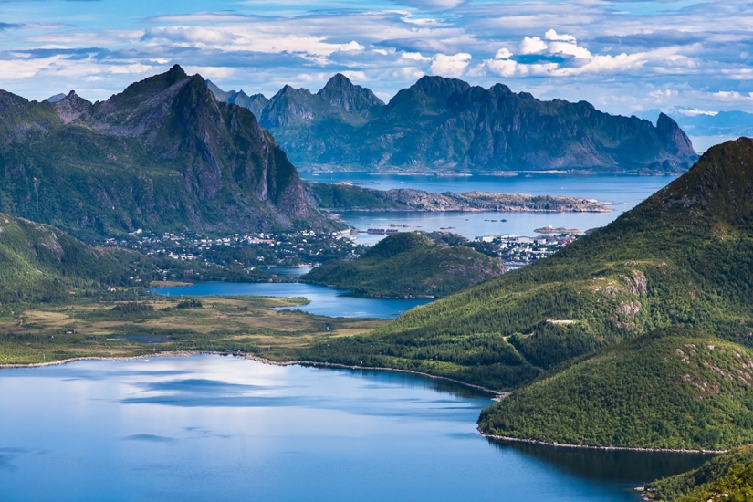 The beauty of Norway. Traveling in the Lofoten Islands The beauty of Norway. Traveling in the Lofoten Islands