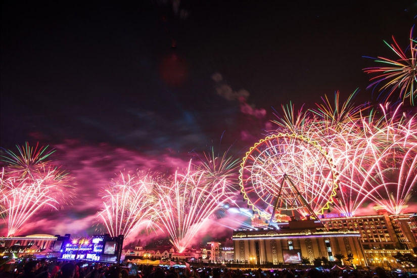 The best New Year fireworks from around the world The best New Year fireworks from around the world