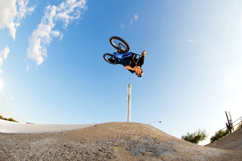 The best photos from the finals of the extreme sports Dew Tour-2013