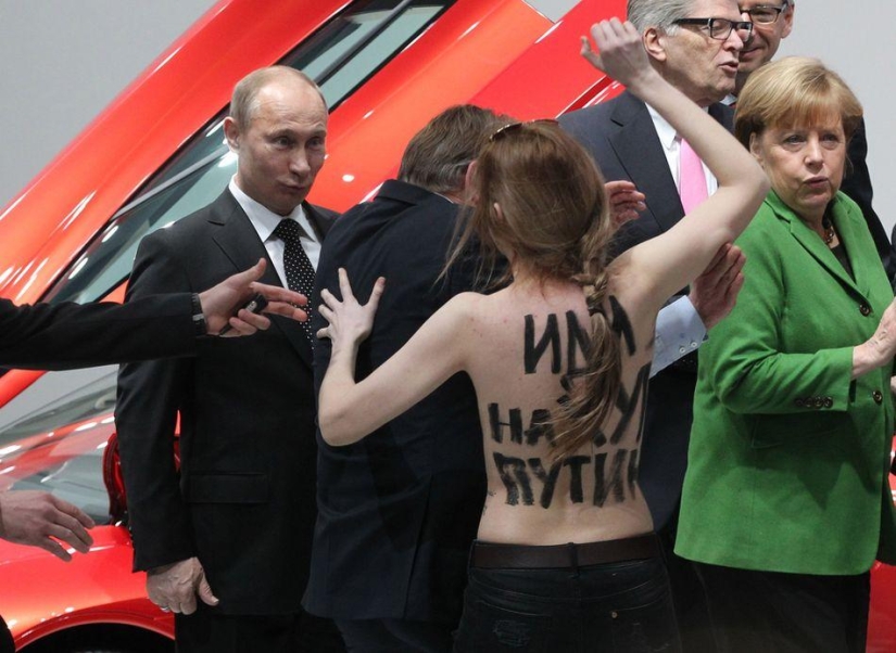 The Best Political Photobombs of 2013