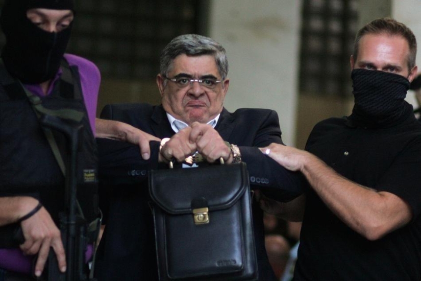 The Best Political Photobombs of 2013