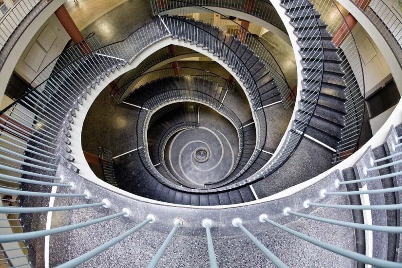The breathtaking beauty of spiral staircases