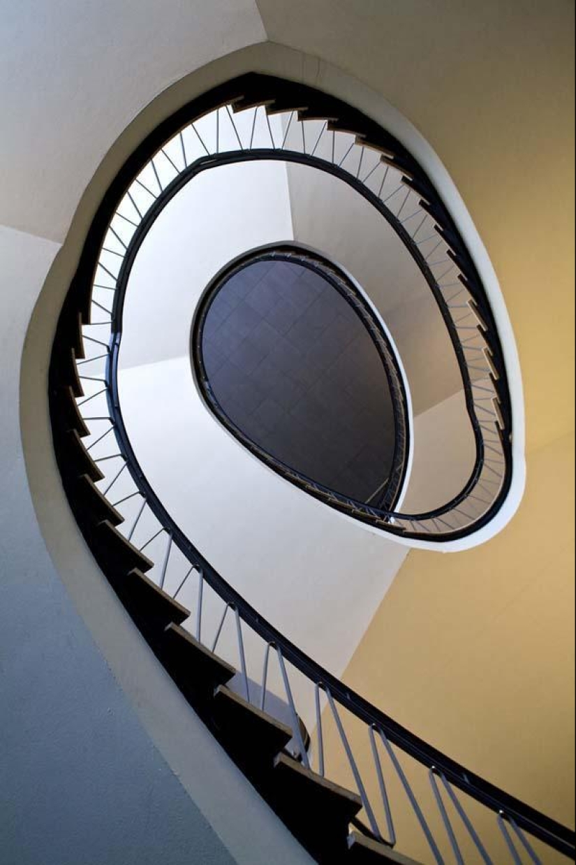 The breathtaking beauty of spiral staircases