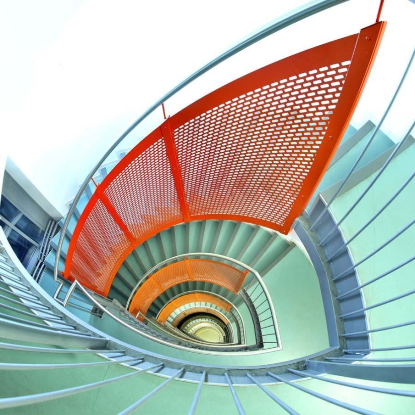 The breathtaking beauty of spiral staircases