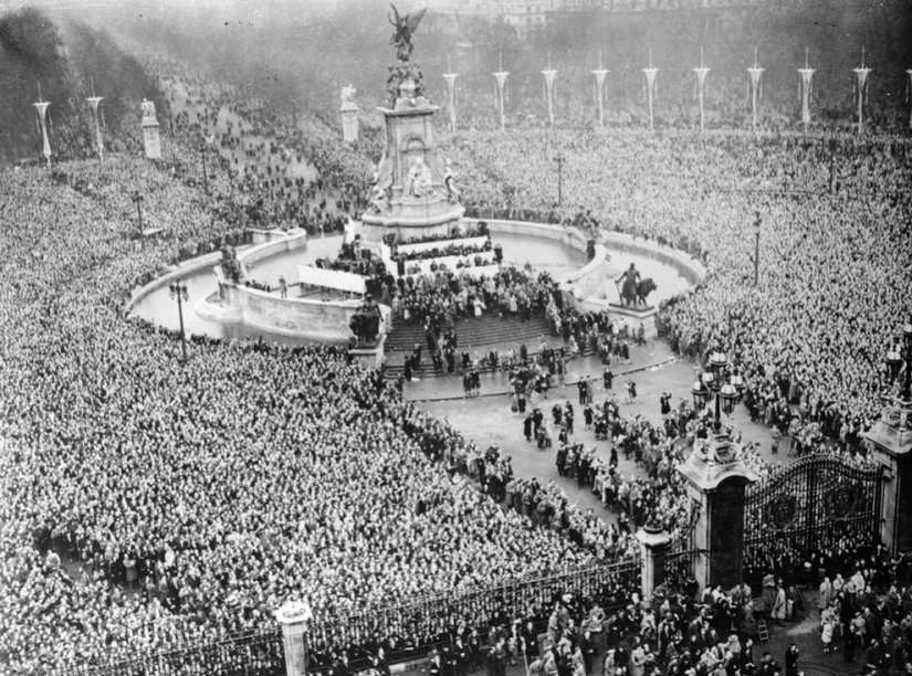 The brightest shots of British royal weddings The brightest shots of British royal weddings