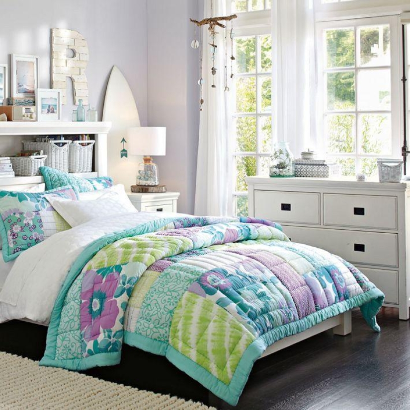 The decoration of the rooms of American teenagers The decoration of the rooms of American teenagers