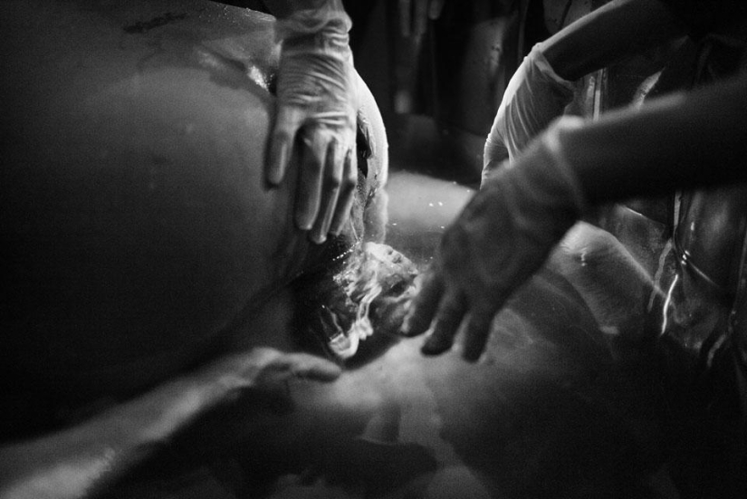 The difficult process of giving birth to a new life