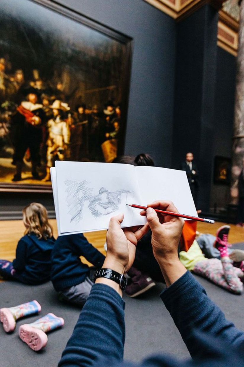 The Dutch State Museum bans cameras and tells everyone to draw what they see The Dutch State Museum bans cameras and tells everyone to draw what they see