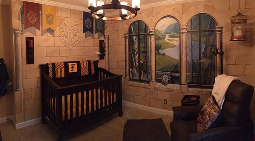 The father made a nursery in the style of Harry Potter for his little wizard