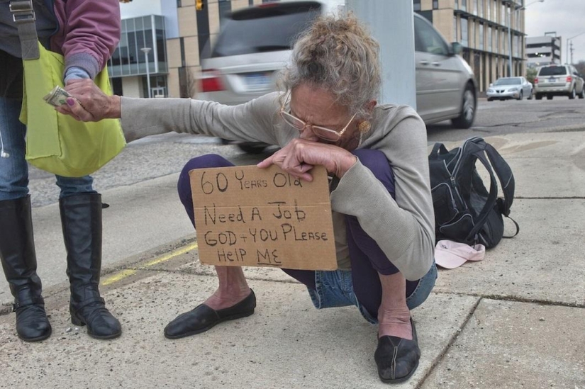 The former Playboy model became a street beggar in her old age