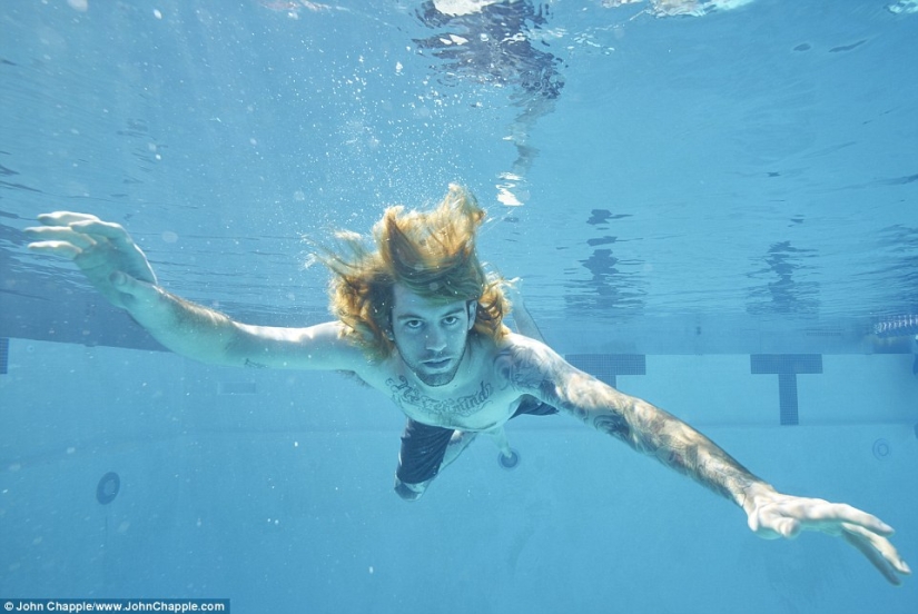 The hero of the Nevermind cover by Nirvana recreated it for the 25th anniversary of the album