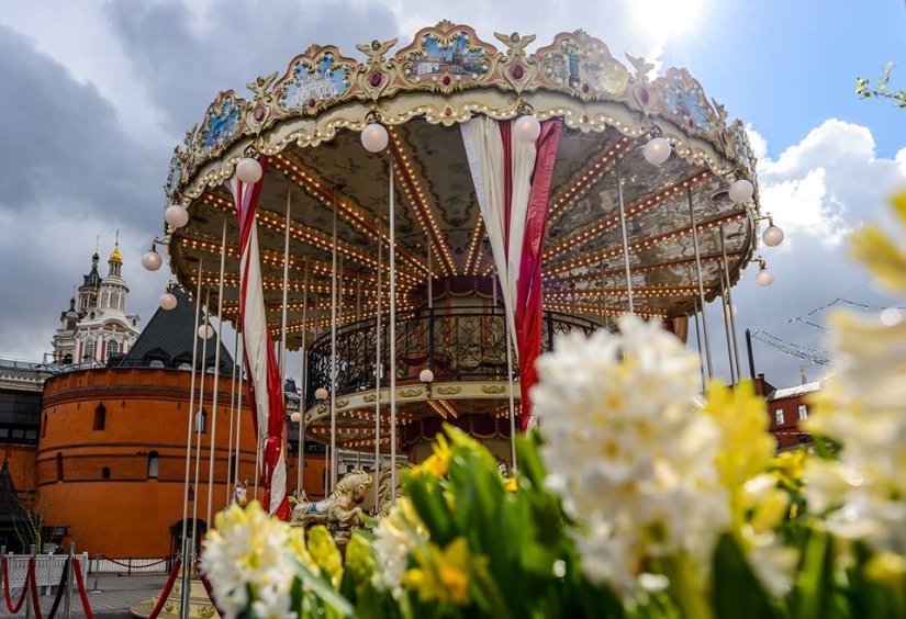 The kindest spring festival — "Easter Gift"