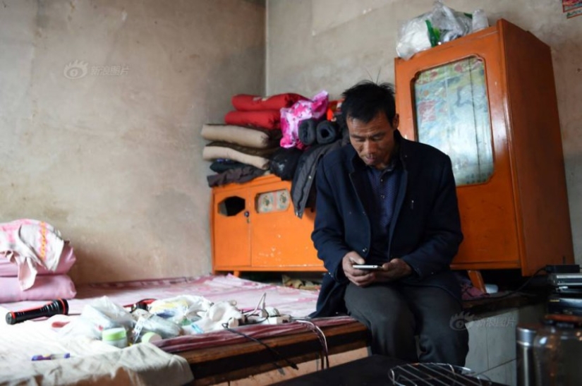 The last of the Mohicans: a Chinese man has been living alone in a deserted village for 10 years