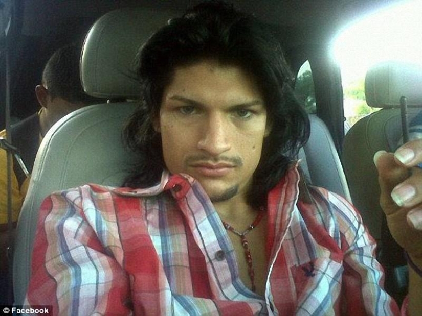 The life of the Mexican drug mafia on Facebook