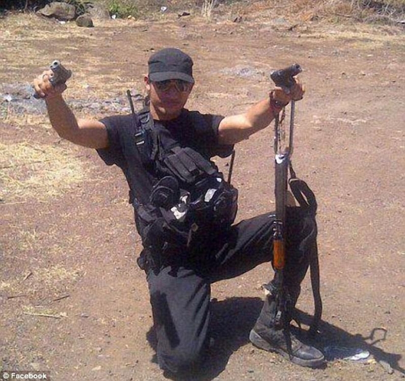 The life of the Mexican drug mafia on Facebook