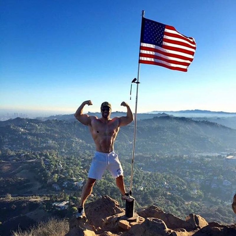 The luxurious life of this married guy can only be envied