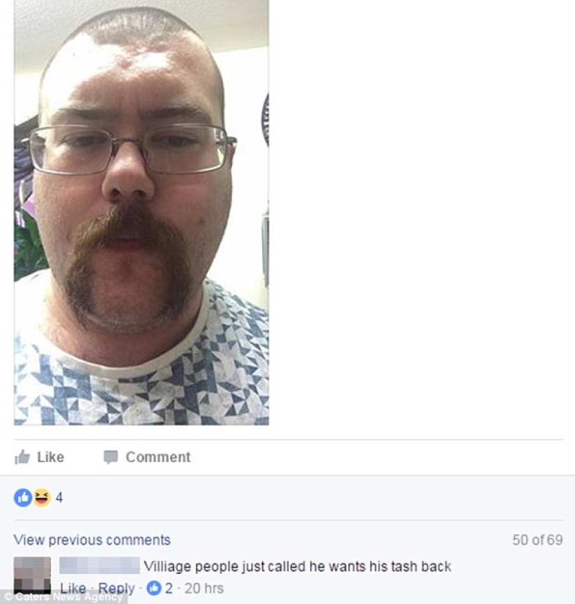 The members of the group "Curse my selfie" upload their photos to the mercy of trolls