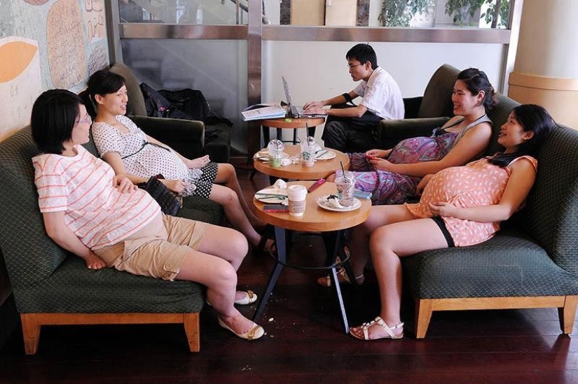 The most creepy and strange rituals in honor of the newborn The most creepy and strange rituals in honor of the newborn