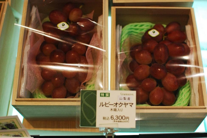 The most expensive fruit parlor in the world The most expensive fruit parlor in the world