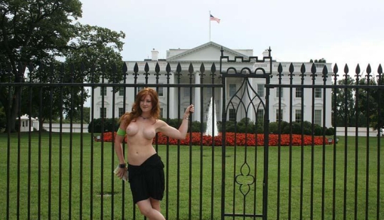 The most interesting shots of National Topless Day in the USA The most interesting shots of National Topless Day in the USA