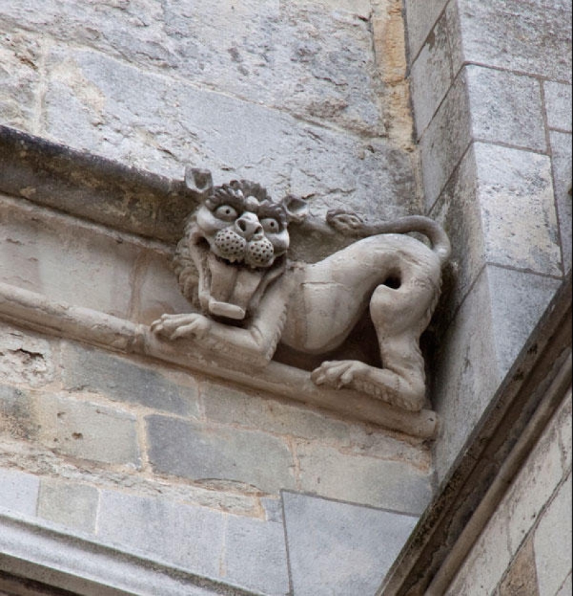 The most outstanding gargoyles in the world