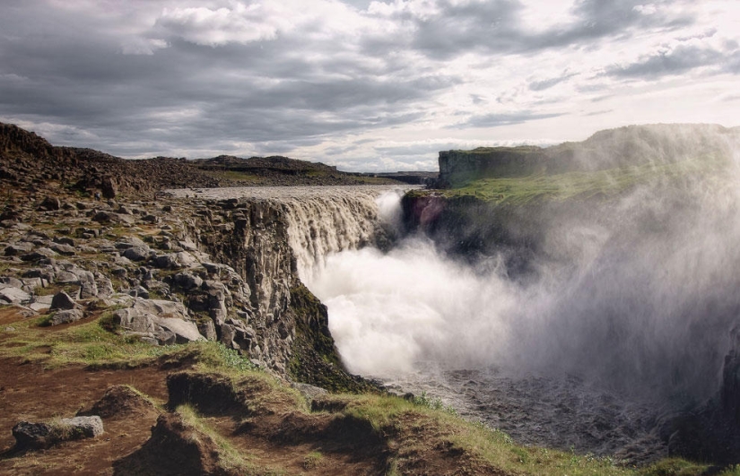 The most powerful waterfall in Europe: Dettifoss The most powerful waterfall in Europe: Dettifoss