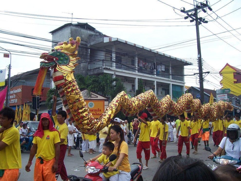 The most shocking photos from the Vegetarian Festival