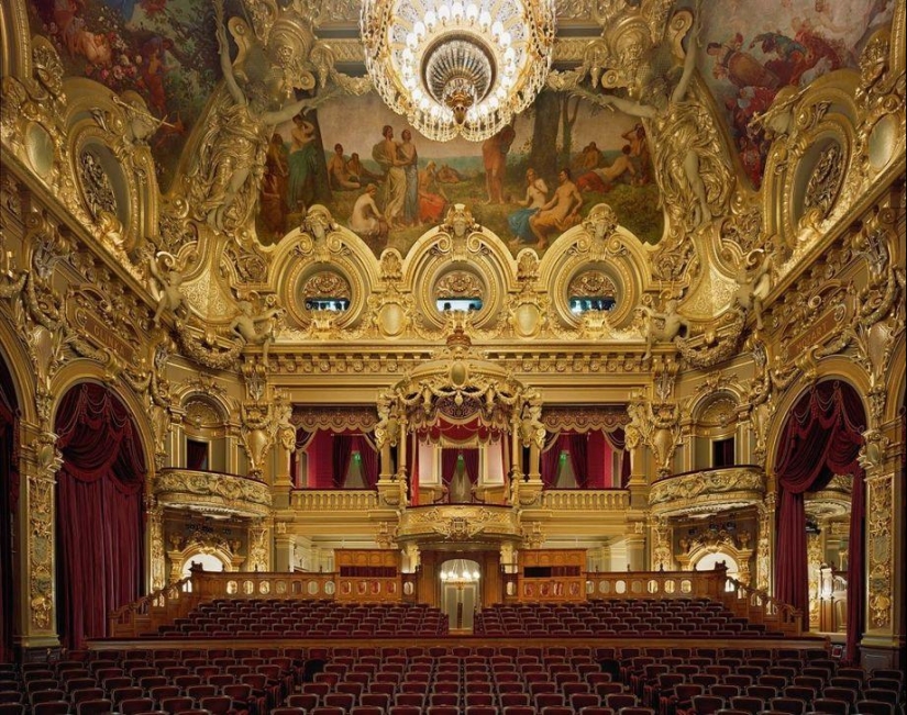 The most stunning interiors of famous opera houses in the world