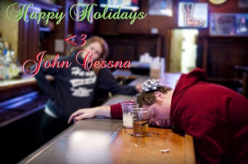 The mother asked her son to stop drinking and make Christmas cards himself, he obeyed