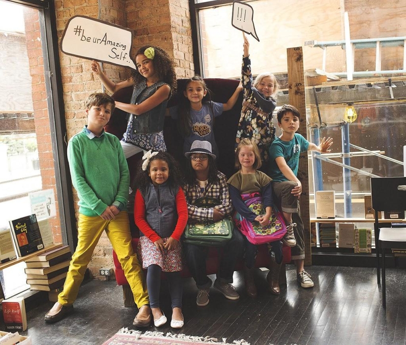 The mother of a girl with Down syndrome arranged a photo session for children with disabilities for the new school year The mother of a girl with Down syndrome arranged a photo session for children with disabilities for the new school year