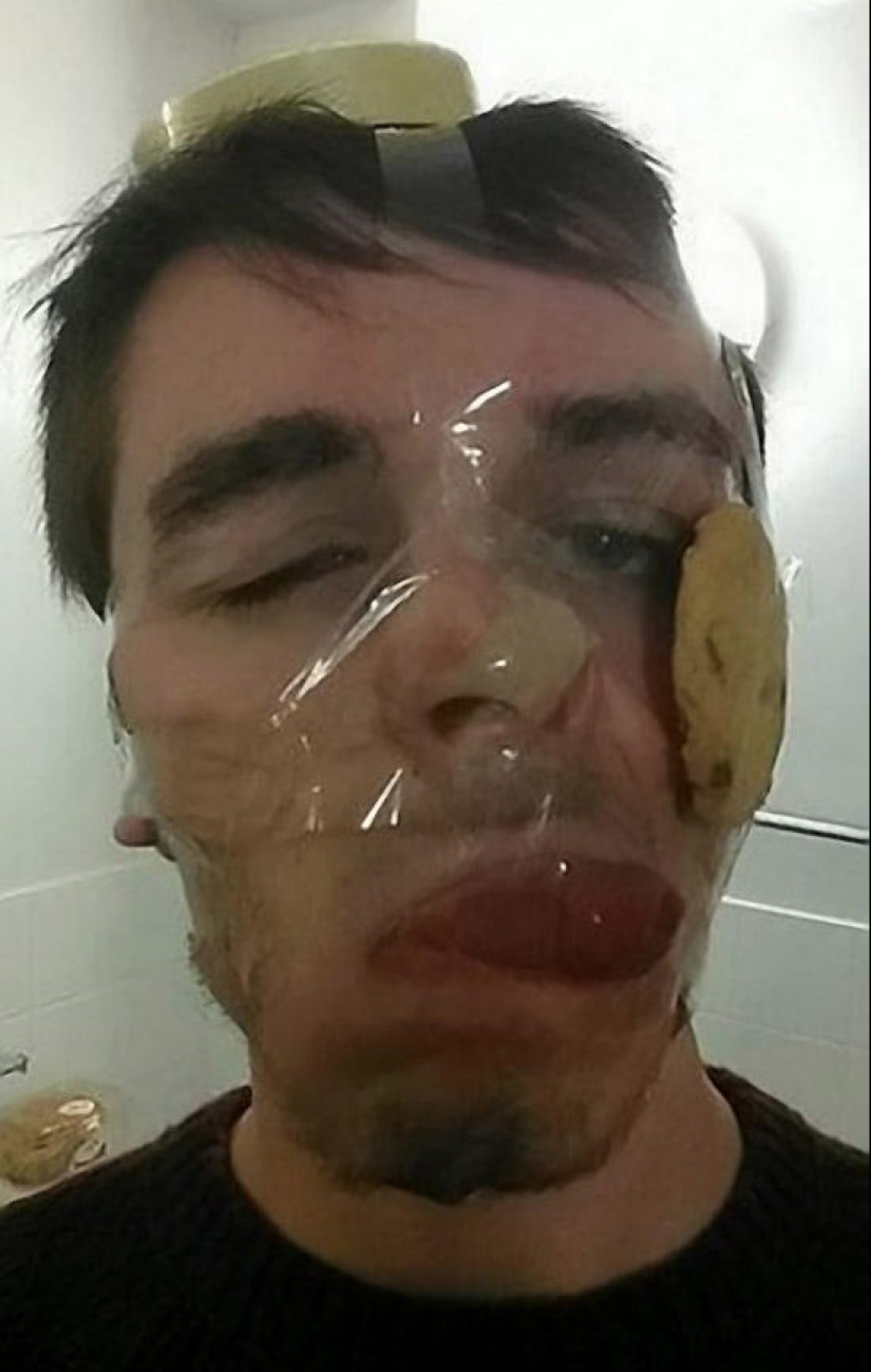 The new internet frenzy is the scotch selfie The new internet frenzy is the scotch selfie