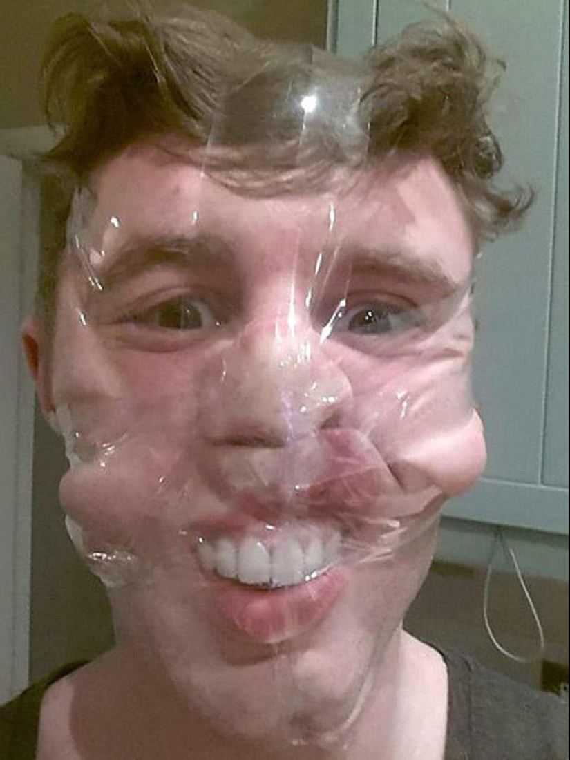 The new internet frenzy is the scotch selfie The new internet frenzy is the scotch selfie