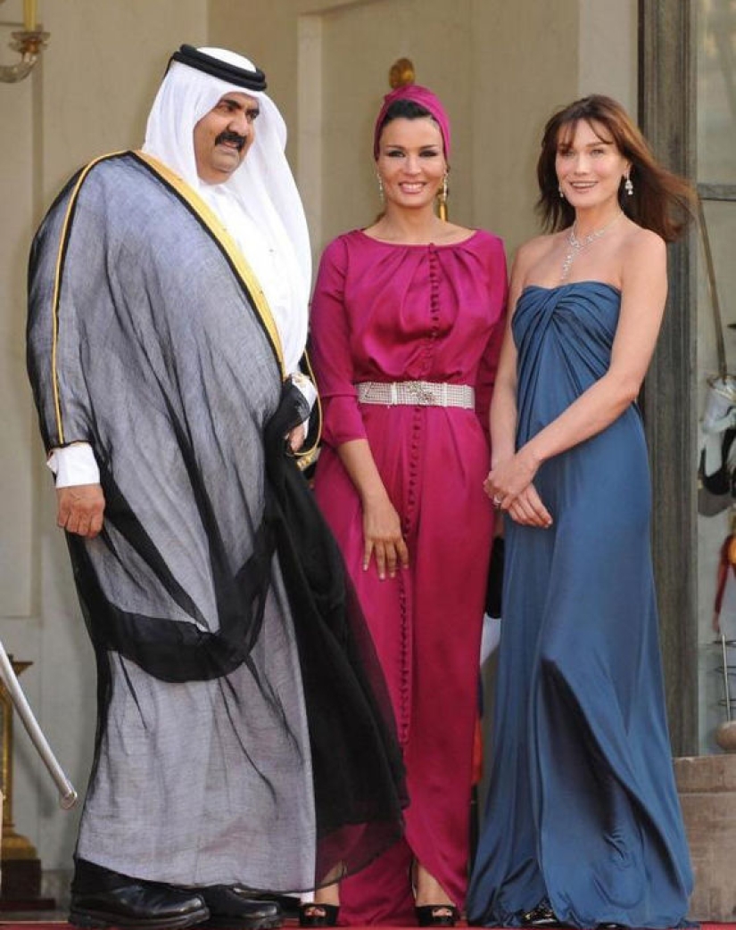 The Oriental beauty who actually rules Qatar: Sheikha Moza