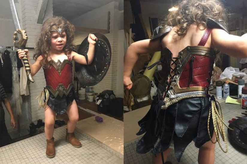 The photographer fulfilled the dream of a 3-year-old daughter and turned her into a real Wonder Woman The photographer fulfilled the dream of a 3-year-old daughter and turned her into a real Wonder Woman