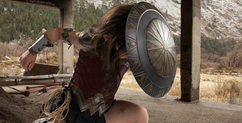 The photographer fulfilled the dream of a 3-year-old daughter and turned her into a real Wonder Woman The photographer fulfilled the dream of a 3-year-old daughter and turned her into a real Wonder Woman