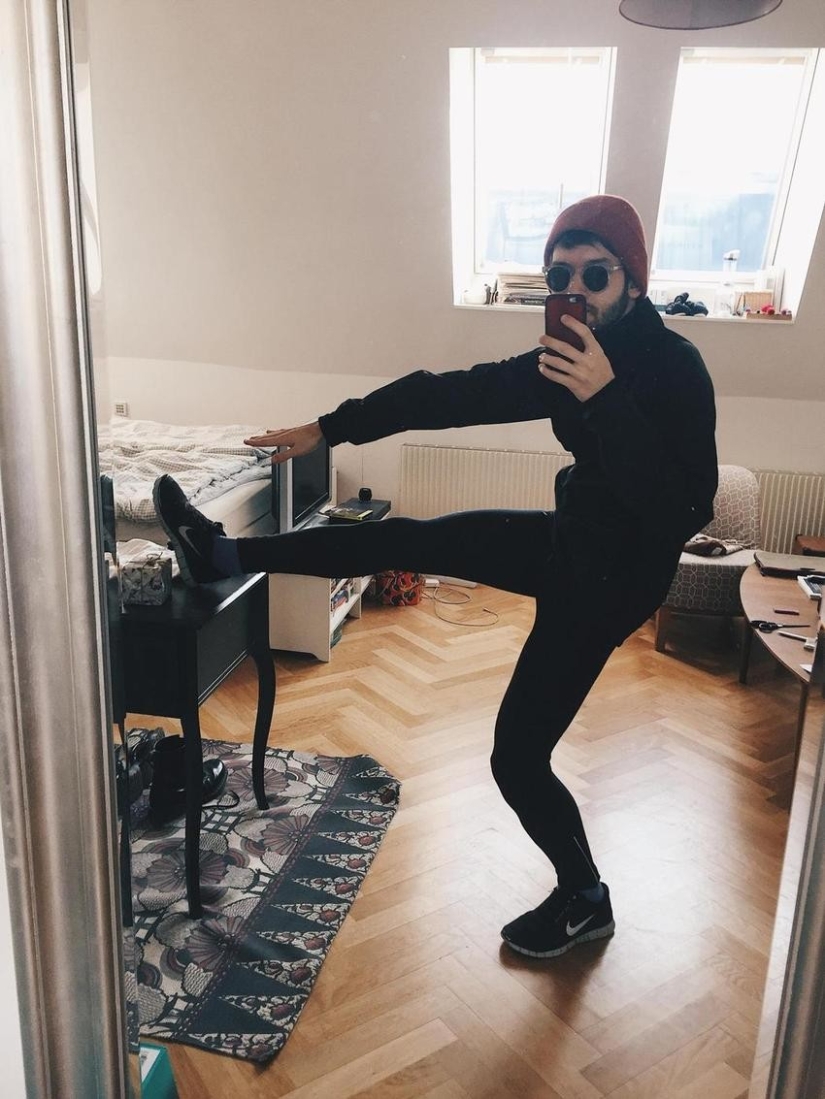 The problems of Instagram stars: vegan pastries are tasteless, and it's cold in pants with doorways