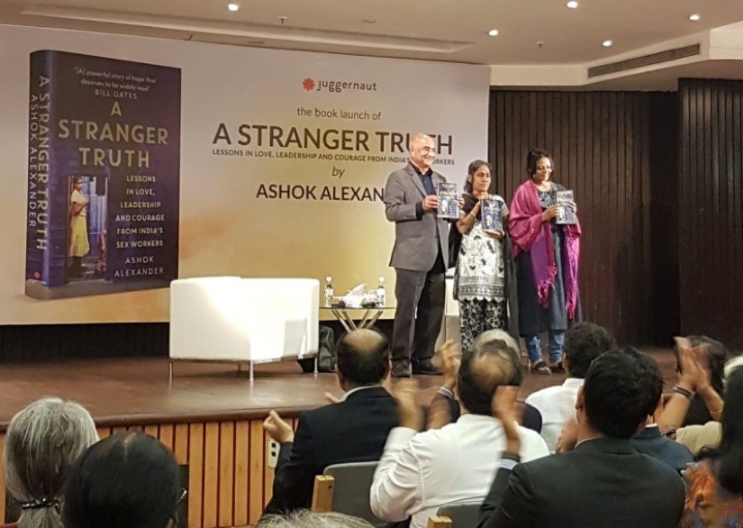 The rescue of drowning — the handiwork of drowning: as prostitutes India stopped the HIV epidemic