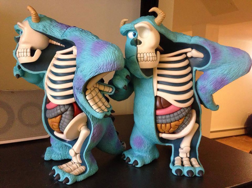 The rich inner world of your toys The rich inner world of your toys