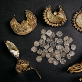 The richest medieval treasure discovered in Holland The richest medieval treasure discovered in Holland
