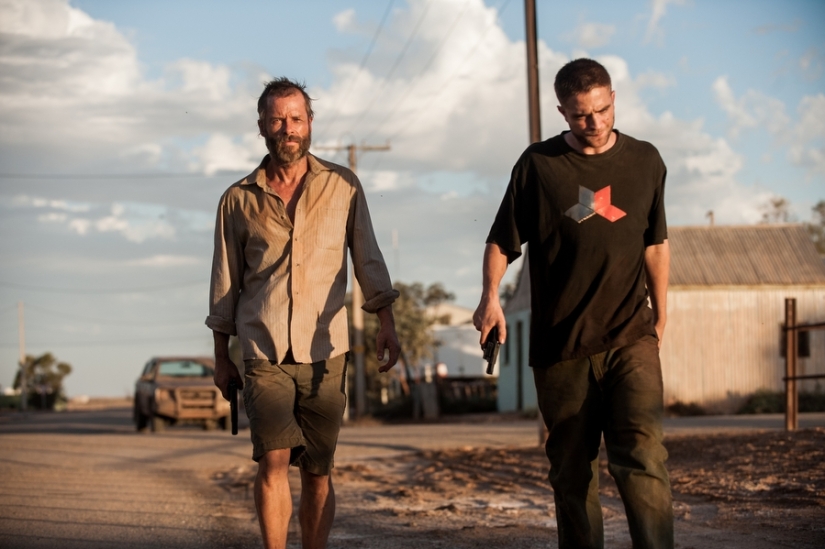 The Rover: 7 datos interesantes sobre la misteriosa distopía con Robert Pattinson y Guy Pearce The Rover: 7 datos interesantes sobre la misteriosa distopía con Robert Pattinson y Guy Pearce