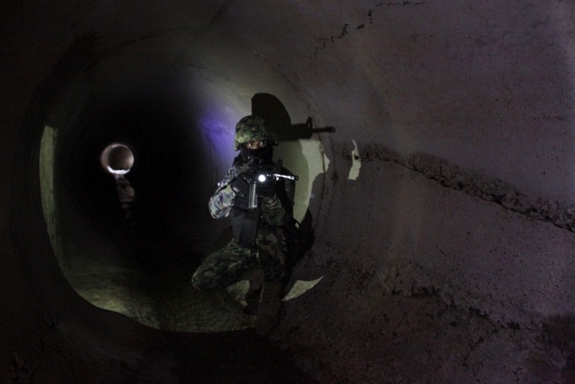 The secret tunnels of the scandalous Mexican drug lord The secret tunnels of the scandalous Mexican drug lord