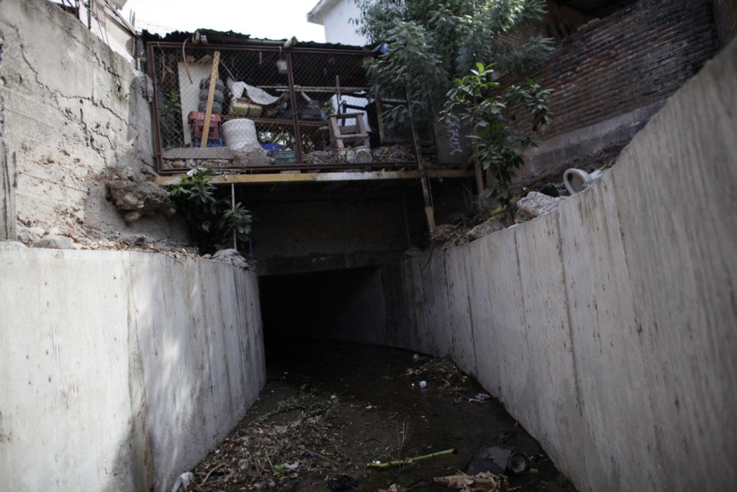 The secret tunnels of the scandalous Mexican drug lord The secret tunnels of the scandalous Mexican drug lord