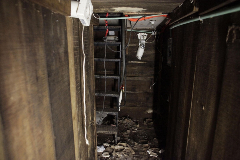 The secret tunnels of the scandalous Mexican drug lord The secret tunnels of the scandalous Mexican drug lord